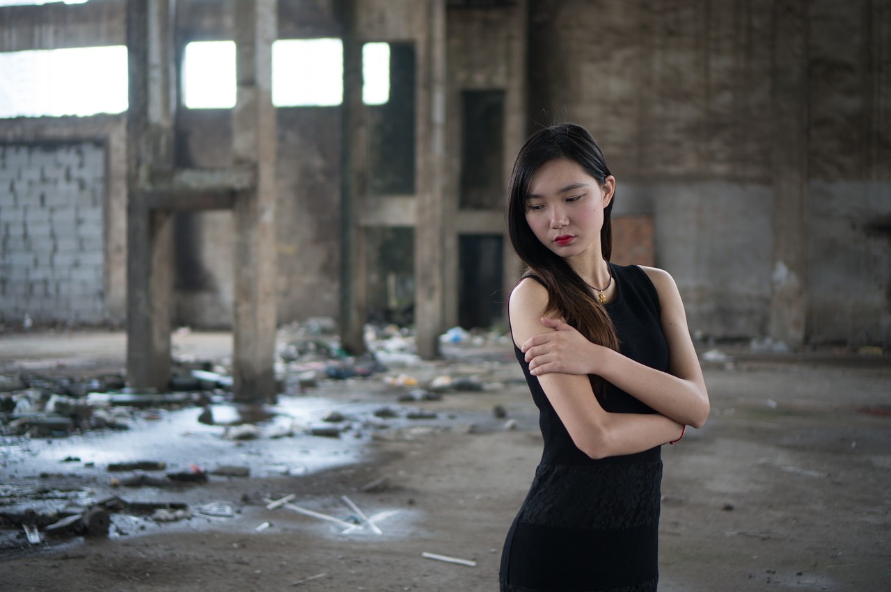半熟男女，敌蜜闺蜜尽在一念之间